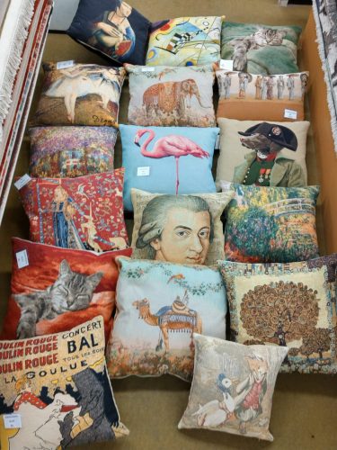 Gobeliinityynyt, lajitelma